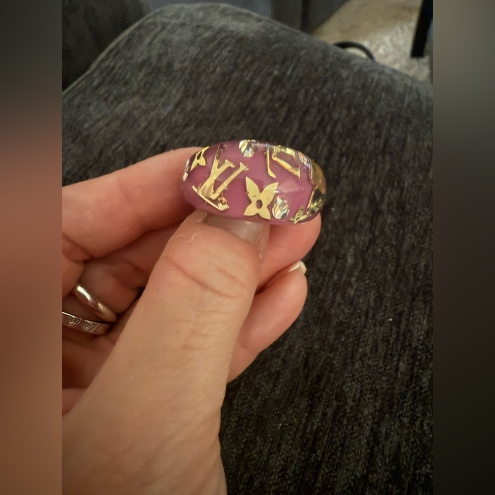 Louis Vuitton auth Bague ring Gold pink Inclusion w/ monogram charms sz large 8 - Picture 8 of 13